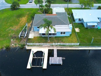 13931 King Ave, Hudson, FL 34667