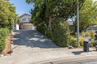 1477 Glen Avon Dr, San Marcos, CA 92069