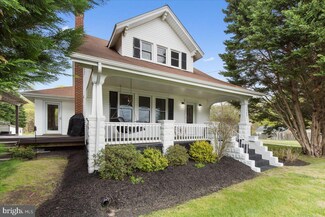 1360 Solomons Island Rd, Huntingtown, MD 20639