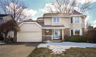 4908 Twana Dr, Des Moines, IA 50310