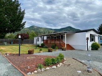 8931 E Evans Creek Rd Unit 4, Rogue River, OR 97537