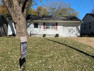 709 E Mitchell St, Marshall, MO 65340