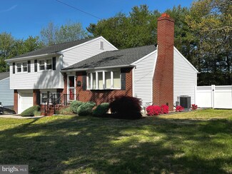 783 Woodlawn Ave, Hammonton, NJ 08037