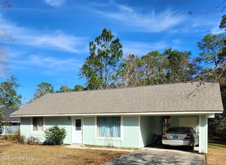 5 Wilderness Run, Diamondhead, MS 39525