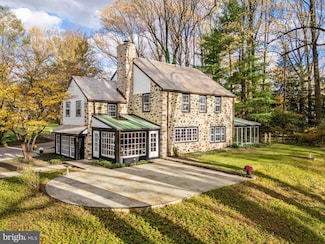 188 Abrahams Ln, Villanova, PA 19085