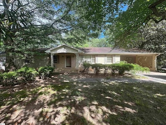 406 Rollingreen Rd, Greenville, SC 29615