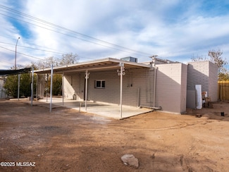 402 E Pennsylvania Dr, Tucson, AZ 85714