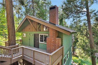 23550 Lake Dr, Crestline, CA 92325