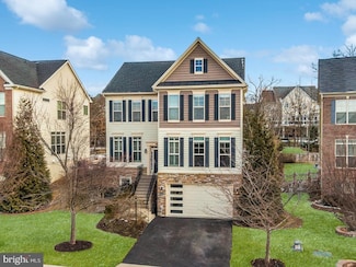 42743 Macauley Place, Ashburn, VA 20148