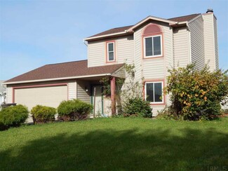 727 Aurora Knoll Ln, Fort Wayne, IN 46825