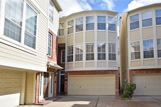 2645 Helena St, Houston, TX 77006