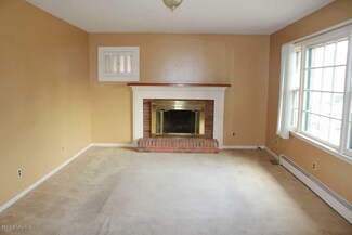 567 Roosevelt Reynolds Rd, Patrick Springs, VA 24133