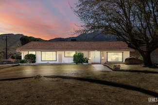 2920 Raccoon Dr, Lake Isabella, CA 93240