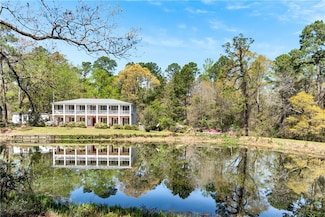 1223 Wire Rd W, Perkinston, MS 39573