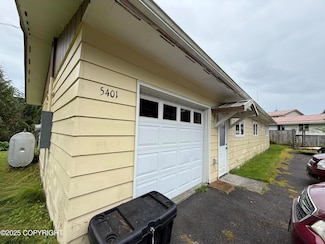 5401 Densley Dr, Ketchikan, AK 99901