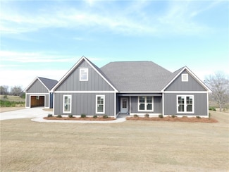 401 Lee Road 735, Opelika, AL 36804