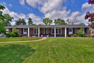 11943 Emerald Green Dr, Saint Louis, MO 63141
