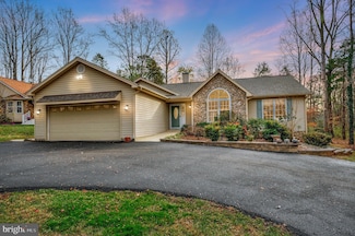 323 Stratford Cir, Locust Grove, VA 22508