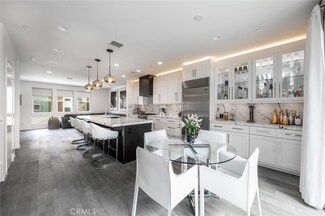 793 Windward Way, Costa Mesa, CA 92627
