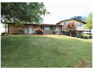 1301 Fox Ave, Harrisville, WV 26362