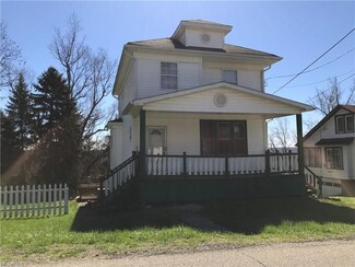 57520 Ferryview Rd, Martins Ferry, OH 43935