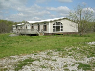 1105 Country Oaks Rd, Locust Grove, AR 72550