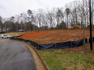 130 Constance Dr, Locust Grove, GA 30248