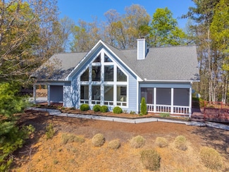 235 MacLor Forest Heights Rd, Franklin, NC 28734