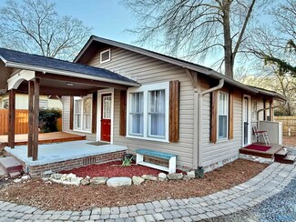 412 Larkin St, Scottsboro, AL 35768