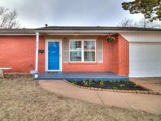 2701 Yorkshire Ave, Moore, OK 73160