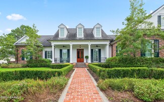 107 Mission Hills Dr, Broussard, LA 70518