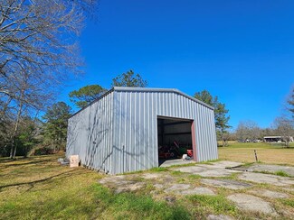 165 Salem Rd, Picayune, MS 39466