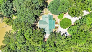 210 Big Rock Rd, Blacksburg, SC 29702