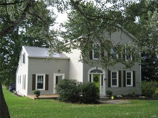 2812 W Seneca Turnpike, Marcellus, NY 13108