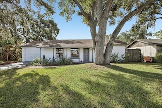 2767 Dovewood St, Clearwater, FL 33759