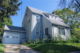 1592 W Riverview Ave, Decatur, IL 62522