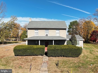 21 Big Rd, Zieglerville, PA 19492