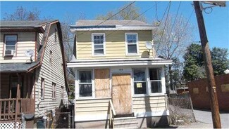 166 Cleveland Ave, Trenton, NJ 08609