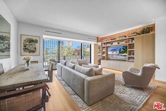 999 N Doheny Dr Unit 512, West Hollywood, CA 90069