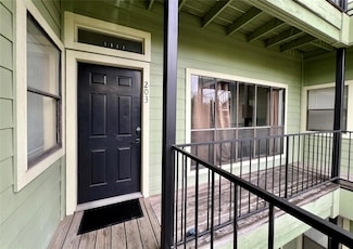 915 22nd 1 2 St W Unit 203, Austin, TX 78705