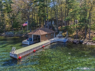 42867 Murray Island, Clayton, NY 13624