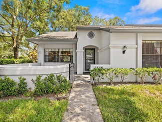 3856 Goldfinch Ct, Palm Harbor, FL 34685