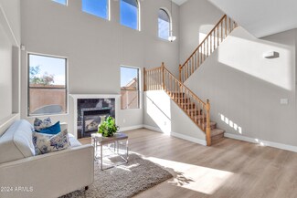 125 N 22nd Place Unit 30, Mesa, AZ 85213