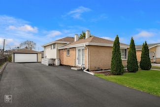 502 E Memorial Rd, Bensenville, IL 60106