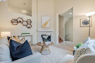 646 Arcadia Dr, Hayward, CA 94541