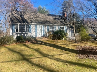 63 Prescott St, Attleboro, MA 02703