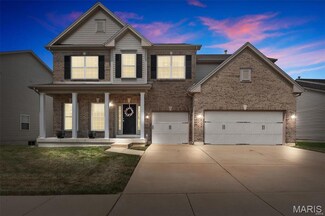 319 Country Orchard Dr, Lake Saint Louis, MO 63367