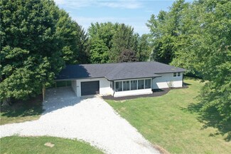 1056 E 100 S, Tipton, IN 46072