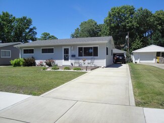 232 N Wright St, Griffith, IN 46319