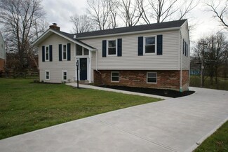 9501 Linfield Dr, Blue Ash, OH 45242